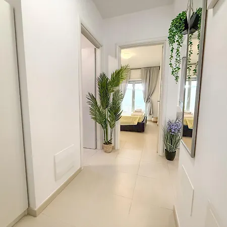 Mosca Apartment, A Pochi Passi Dal Mare Rif A736 *